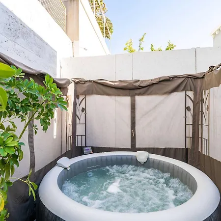 Apartman 2 With Hot Tub *