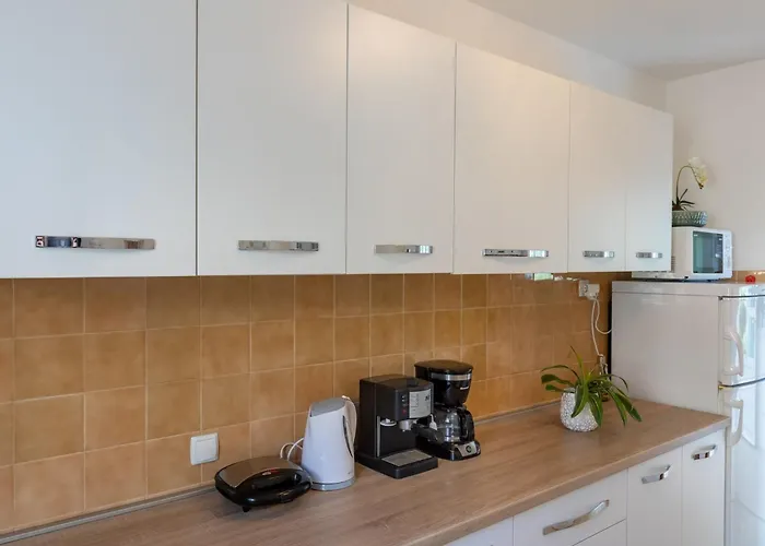 2 With Hot Tub * Mlini