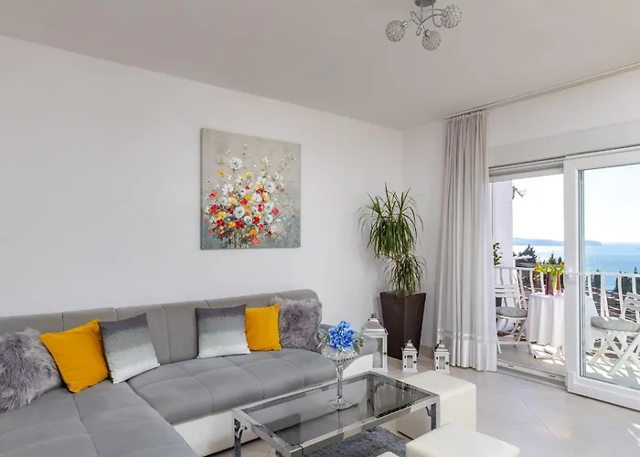 Apartment 2 With Hot Tub